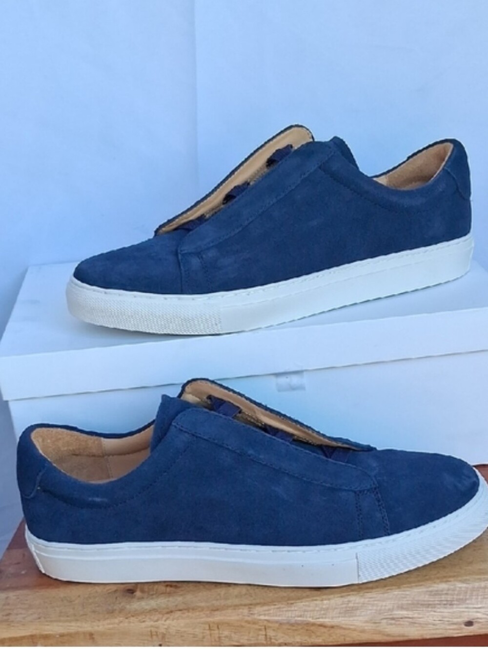 Quince Italian Suede Tailored Sneakers Navy 10
